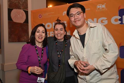 Screen Hong Kong night 9